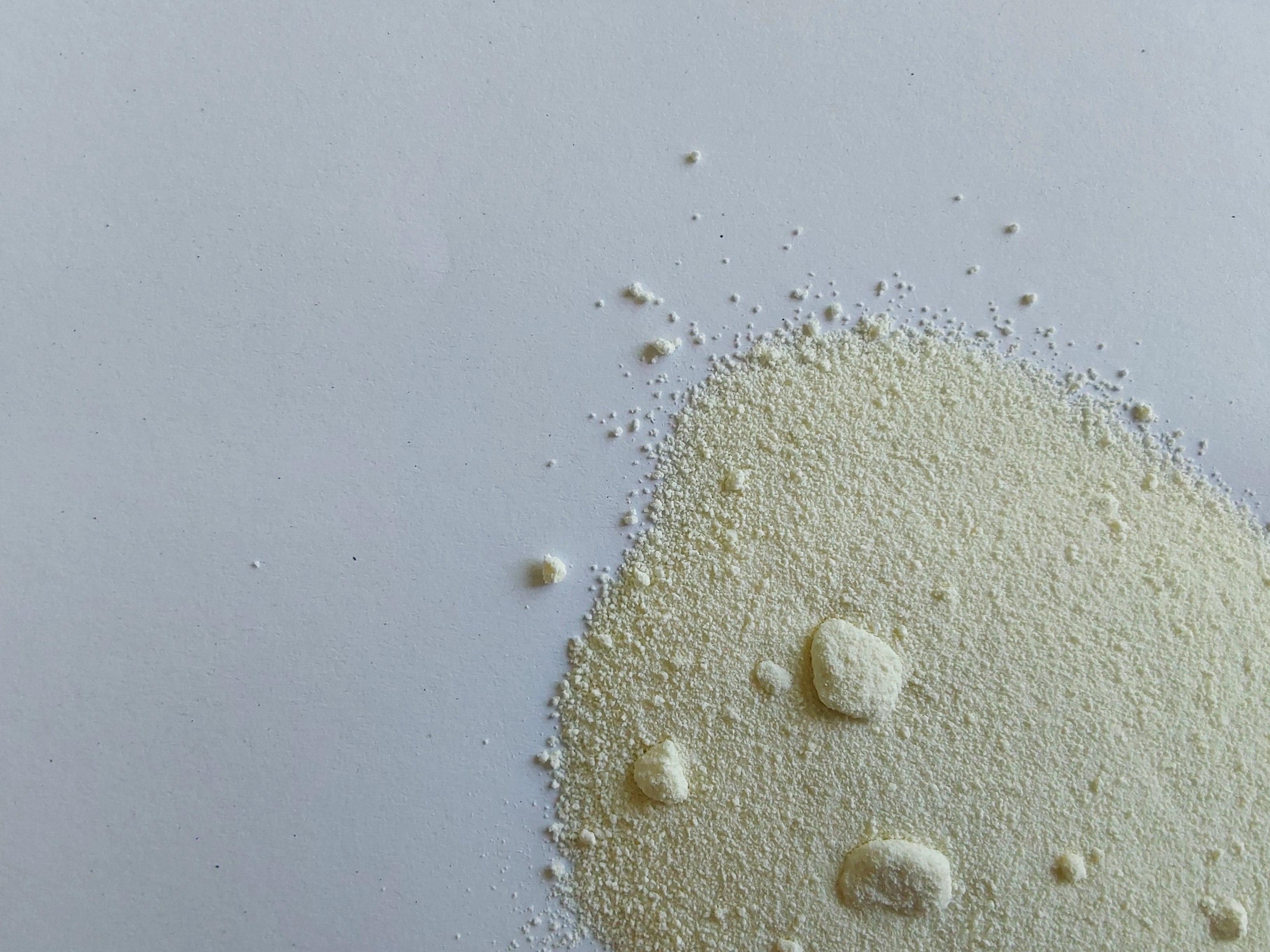Skimmed milk powder